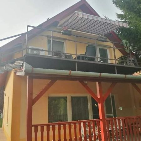 Fuzfa Apartmanhaz ตามาชี ภายนอก รูปภาพ